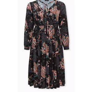 Torrid Sz 0 (12) Paisley Black/Red Long Sleeved‎ V Neck Fit and Flare Dress